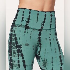 Lululemon Wunder Under HR Shibori Green